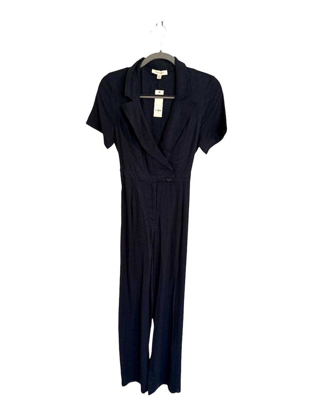 Francesca's Collections Navy Short-Sleeve Notch Collar Jumpsuit